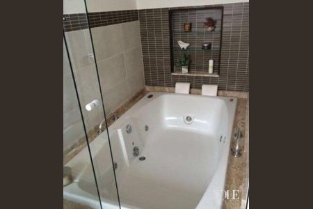 Casa de condomínio à venda com 517m², 3 quartos e 3 vagas