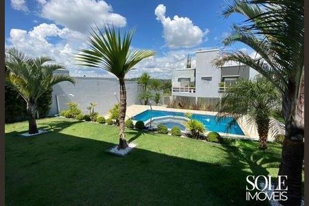 Casa de condomínio à venda com 517m², 3 quartos e 3 vagas