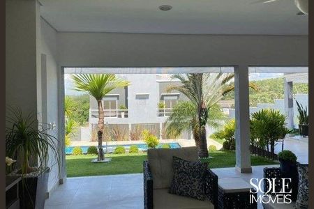 Casa de condomínio à venda com 517m², 3 quartos e 3 vagas