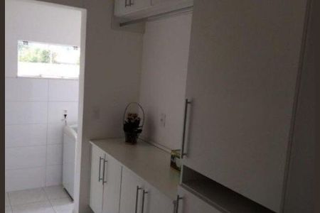 Casa de condomínio à venda com 517m², 3 quartos e 3 vagas