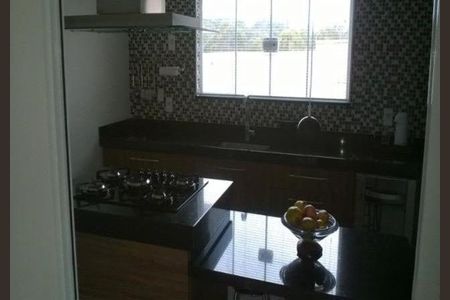 Casa de condomínio à venda com 517m², 3 quartos e 3 vagas