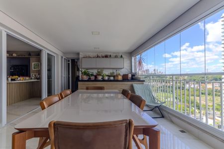 Apartamento à venda com 2 quartos, 136m² em Barra Funda, São Paulo