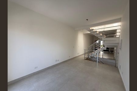 Casa à venda com 3 quartos, 100m² em Santa Teresinha, São Paulo