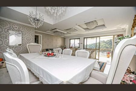 Apartamento à venda com 4 quartos, 300m² em Icaraí, Niterói