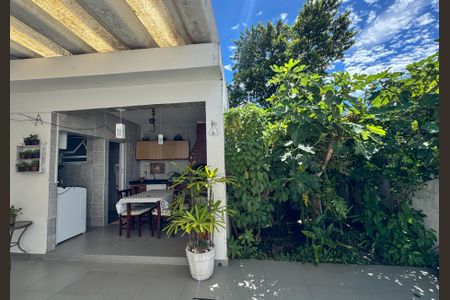 Casa à venda com 225m², 3 quartos e 4 vagasÁrea comum - Jardim 