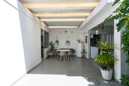 Casa à venda com 225m², 3 quartos e 4 vagasÁrea comum 