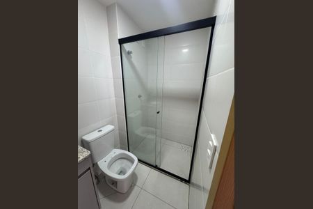Banheiro de apartamento para alugar com 2 quartos, 57m² em Setor Central, Goiânia