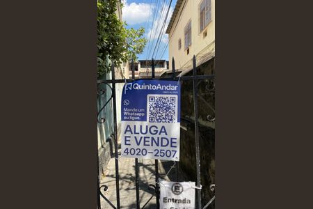 Casa à venda com 83m², 2 quartos e sem vagaPlaquinha