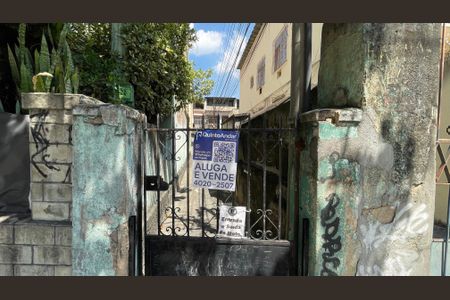 Casa à venda com 83m², 2 quartos e sem vagaPlaquinha