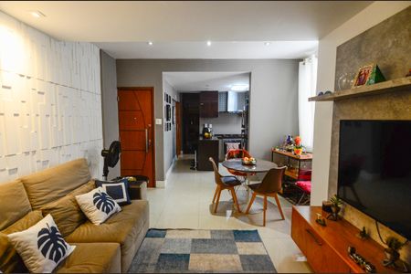 Apartamento à venda com 72m², 3 quartos e 1 vagaSala