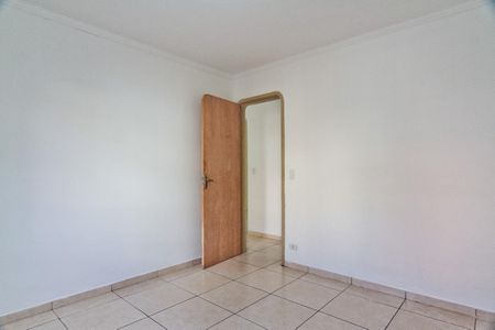 Quarto 2 de apartamento para alugar com 2 quartos, 45m² em Moinho Velho, São Paulo