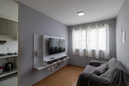 Sala/Cozinha/Área de Serviço  de apartamento para alugar com 2 quartos, 44m² em Vila Cosmopolita, São Paulo