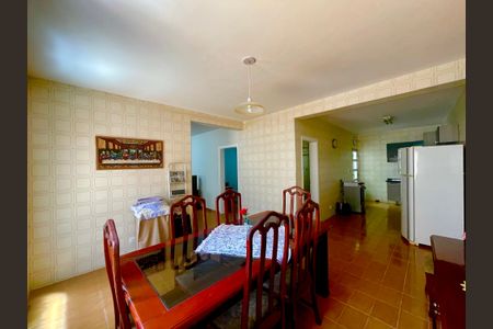 Casa para alugar com 3 quartos, 258m² em Jardim Presidente Dutra, Guarulhos