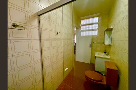 Casa para alugar com 258m², 3 quartos e 6 vagasBanheiro 2