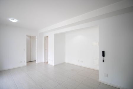 Apartamento para alugar com 67m², 2 quartos e sem vagaSala