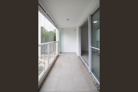 Apartamento para alugar com 67m², 2 quartos e sem vagaVaranda