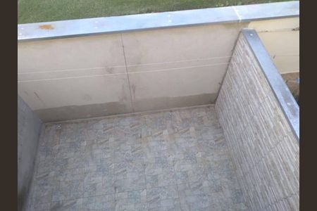 Casa de Condomínio para alugar com 2 quartos, 68m² em Jardim Colonia, Jacareí