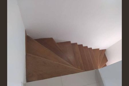 Casa de Condomínio para alugar com 2 quartos, 68m² em Jardim Colonia, Jacareí