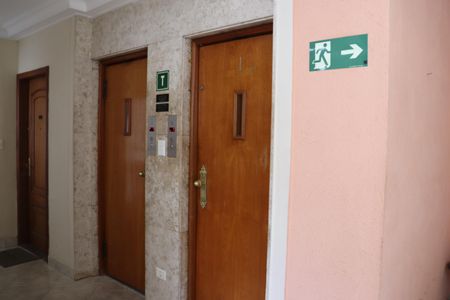 Apartamento para alugar com 95m², 2 quartos e 1 vagaHall dos Elevadores