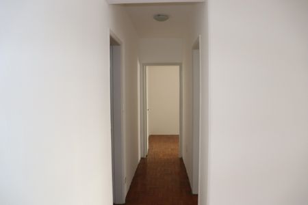 Apartamento para alugar com 95m², 2 quartos e 1 vagaCorredor Dormitórios