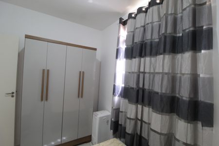 Quarto 2 de apartamento para alugar com 2 quartos, 45m² em Gávea, Uberlândia