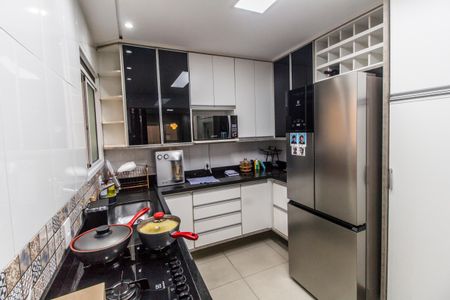 Apartamento à venda com 105m², 4 quartos e 2 vagasCozinha