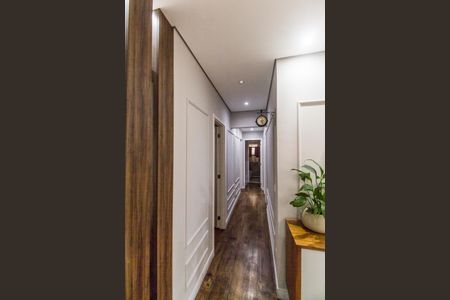 Apartamento à venda com 105m², 4 quartos e 2 vagasCorredor