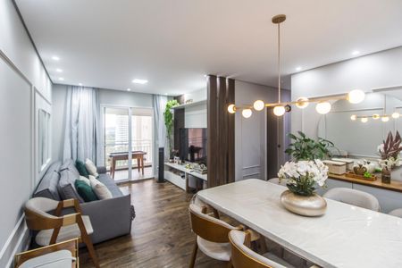 Sala  de apartamento à venda com 4 quartos, 105m² em Jardim Tupanci, Barueri