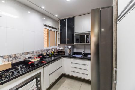 Apartamento à venda com 105m², 4 quartos e 2 vagasCozinha