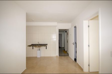 Sala de apartamento para alugar com 2 quartos, 35m² em Jardim Bandeirantes, São Paulo