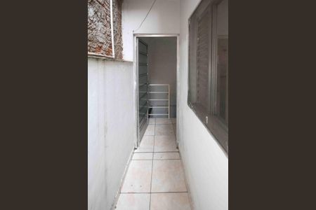 Casa para alugar com 80m², 2 quartos e sem vaga