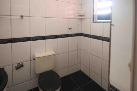 Casa para alugar com 80m², 2 quartos e sem vaga