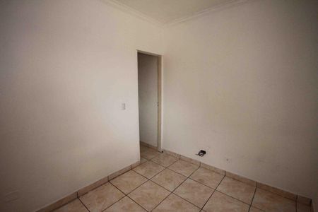 Casa para alugar com 80m², 2 quartos e sem vaga