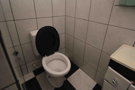 Casa para alugar com 80m², 2 quartos e sem vaga