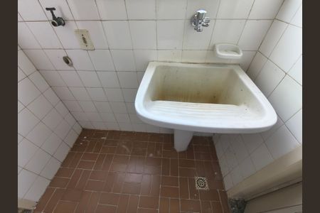 Apartamento à venda com 70m², 2 quartos e 1 vagaÁrea de Serviço