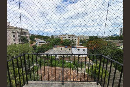 Apartamento à venda com 70m², 2 quartos e 1 vagaVista Varanda Sala