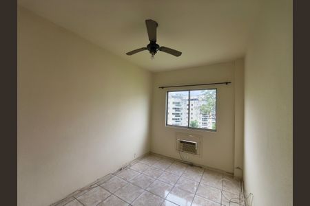 Apartamento à venda com 70m², 2 quartos e 1 vagaQuarto 2