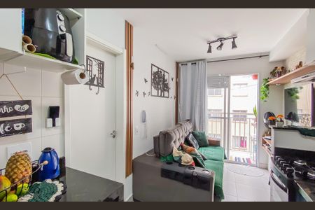 Sala + Cozinha de apartamento à venda com 1 quarto, 28m² em Vila Penteado, São Paulo