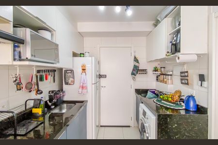 Sala + Cozinha de apartamento à venda com 1 quarto, 28m² em Vila Penteado, São Paulo