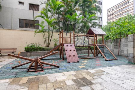 Apartamento à venda com 115m², 3 quartos e 2 vagas Apartamento à venda com 115m², 3 quartos e 2 vagasPlayground