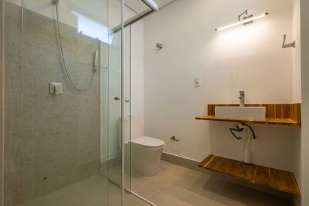 Apartamento à venda com 115m², 3 quartos e 2 vagas Apartamento à venda com 115m², 3 quartos e 2 vagasSuíte