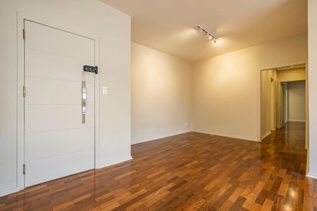 Apartamento à venda com 115m², 3 quartos e 2 vagas Apartamento à venda com 115m², 3 quartos e 2 vagasSala/Cozinha