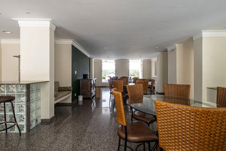 Apartamento à venda com 115m², 3 quartos e 2 vagas Apartamento à venda com 115m², 3 quartos e 2 vagasSalão de Festas