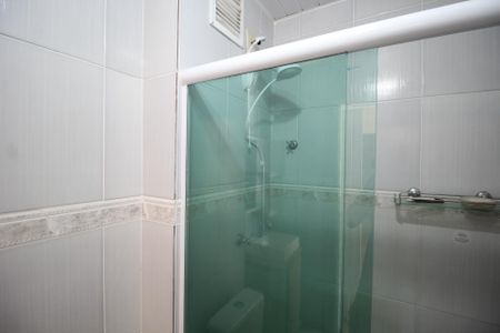 Apartamento para alugar com 50m², 2 quartos e sem vagaBanheiro