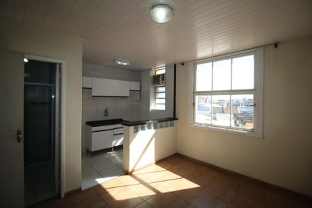 Sala de apartamento para alugar com 2 quartos, 50m² em São Geraldo, Porto Alegre