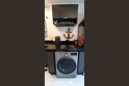 Apartamento à venda com 62m², 2 quartos e 2 vagas Apartamento à venda com 62m², 2 quartos e 2 vagasÁrea de Serviço