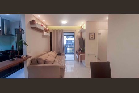 Sala de Estar de apartamento à venda com 2 quartos, 61m² em Continental, Osasco