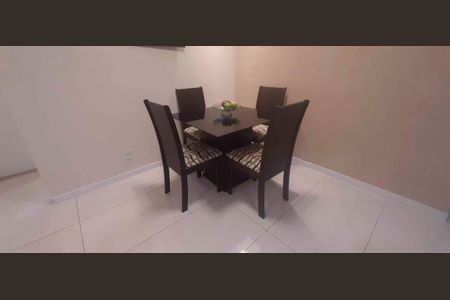 Apartamento à venda com 62m², 2 quartos e 2 vagas Apartamento à venda com 62m², 2 quartos e 2 vagasSala