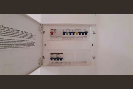 Apartamento à venda com 62m², 2 quartos e 2 vagas Apartamento à venda com 62m², 2 quartos e 2 vagasQuadro de Luz