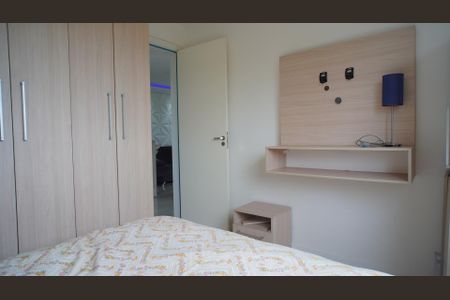 Quarto 1 de apartamento para alugar com 2 quartos, 50m² em Vila Nova, Porto Alegre
